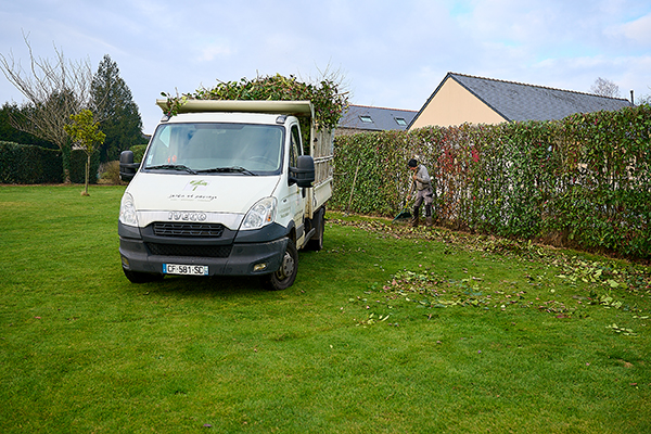 Jardin et Paysage, entretien de jardins et Services à la Personne en Mayenne